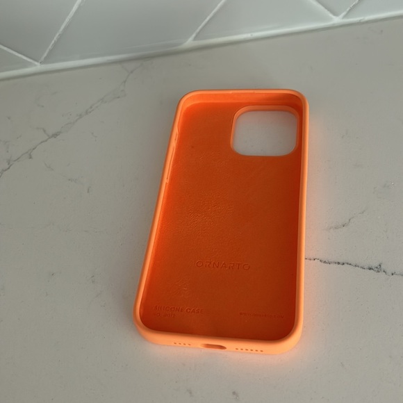 iPhone 15 Pro Max - Picture 6 of 6